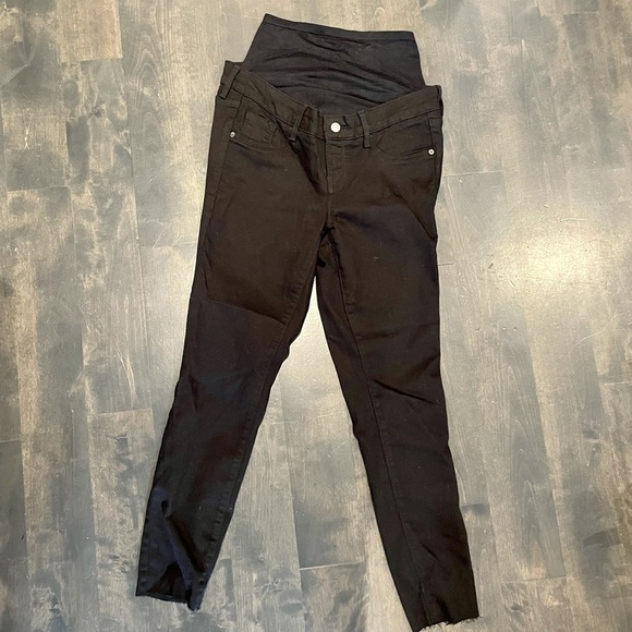 Old Navy | Maternity Rockstar Black jeans - Picture 2 of 5